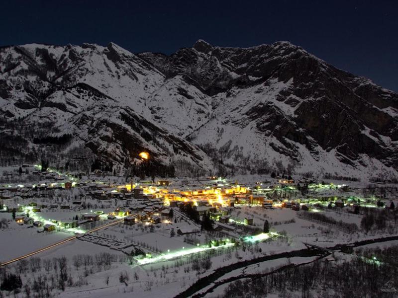 Relax House In The Mountains Apartment วัลเดียริ ภายนอก รูปภาพ